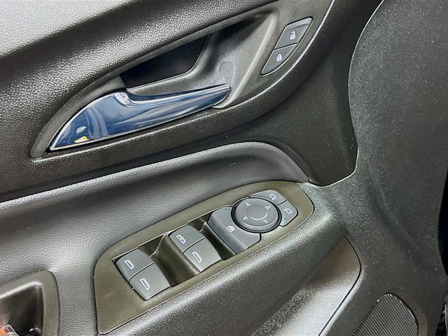 Photo of 2022 Mosaic Black Metallic Chevrolet Equinox