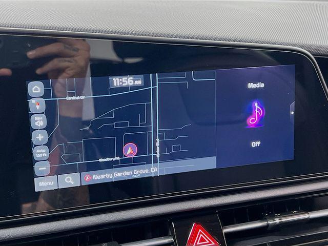 Photo of 2025 Aurora Black Pearl Kia Niro Plug-In Hybrid