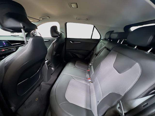Photo of 2025 Aurora Black Pearl Kia Niro Plug-In Hybrid