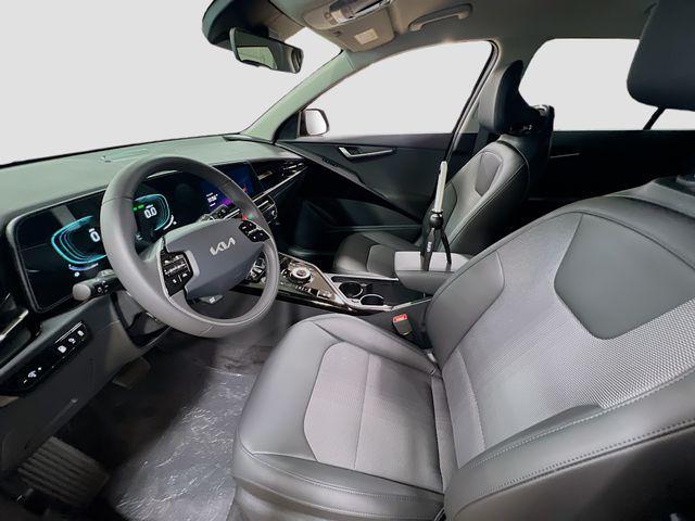 Photo of 2025 Aurora Black Pearl Kia Niro Plug-In Hybrid