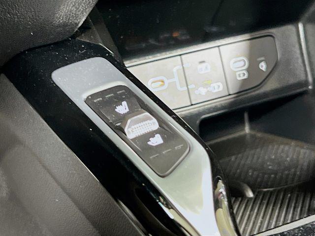 Photo of 2024 Ebony Black Kia Sorento