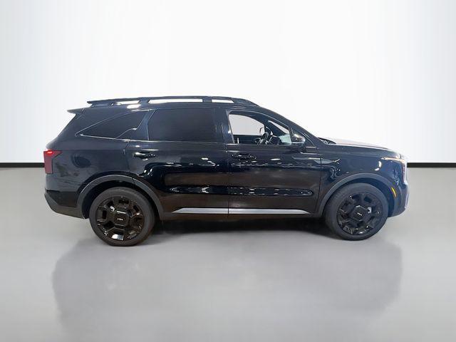 Photo of 2024 Ebony Black Kia Sorento