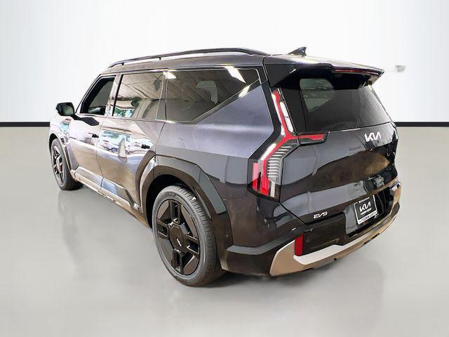 Photo of 2026 Panthera Metal Kia EV9