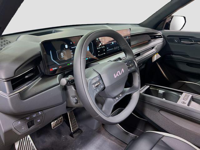 Photo of 2026 Panthera Metal Kia EV9