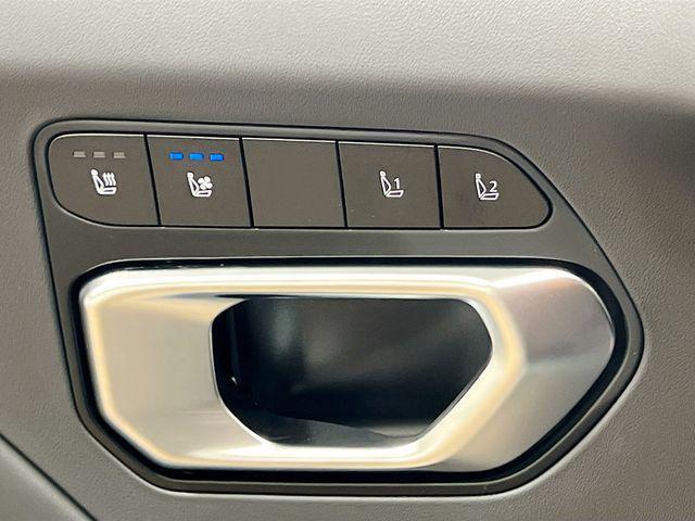 Photo of 2025 Interstellar Gray Kia K4