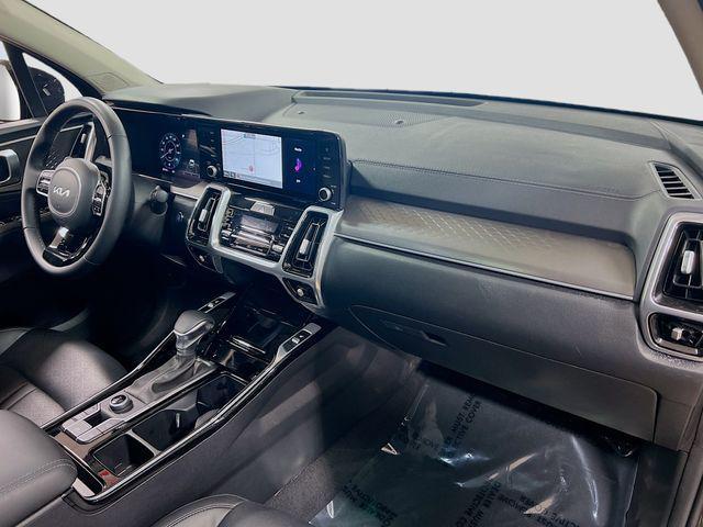 Photo of 2023 Gravity Grey Kia Sorento