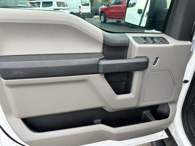 Photo of 2020 Oxford White Ford F-150