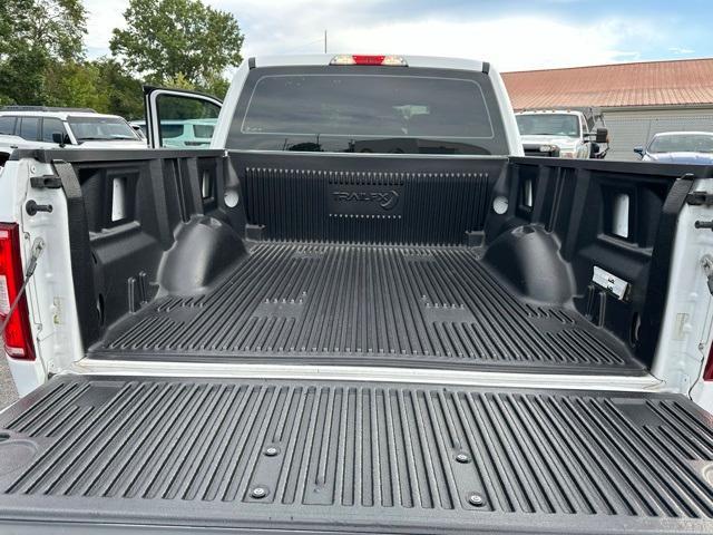 Photo of 2020 Oxford White Ford F-150