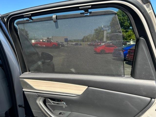 Photo of 2024 Platinum Quartz Metallic Mazda CX-90