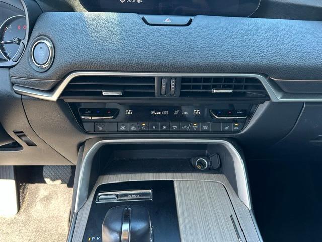 Photo of 2024 Platinum Quartz Metallic Mazda CX-90