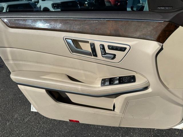 Photo of 2014 White Mercedes-Benz E-Class