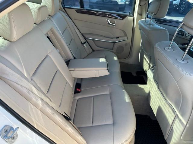 Photo of 2014 White Mercedes-Benz E-Class