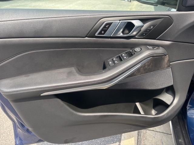 Photo of 2022 Phytonic Blue Metallic BMW X5
