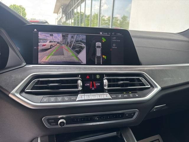 Photo of 2022 Phytonic Blue Metallic BMW X5