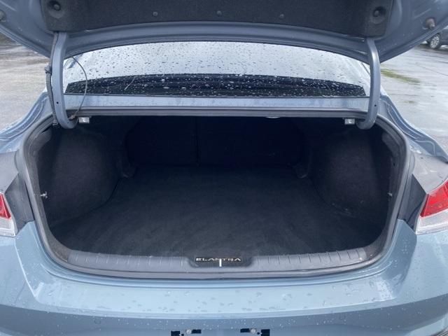 Photo of 2023 Electric Shadow Hyundai ELANTRA HEV