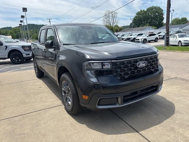 Photo of 2025 Shadow Black Ford Maverick