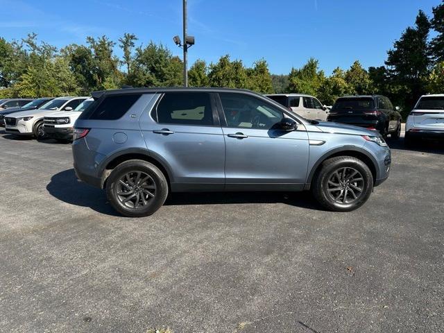 Photo of 2019 Byron Blue Land Rover Discovery Sport