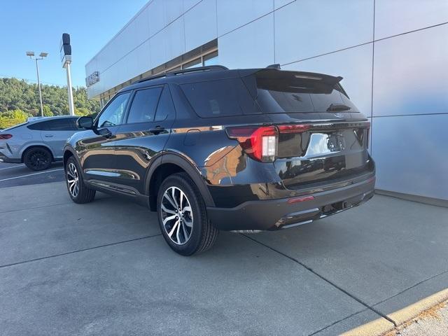 Photo of 2025 Agate Black Metallic Ford Explorer