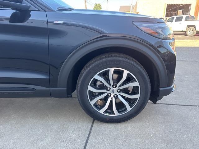Photo of 2025 Agate Black Metallic Ford Explorer