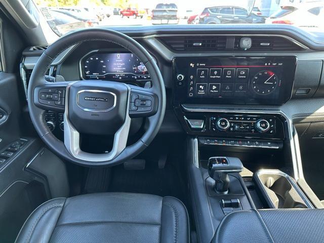 Photo of 2023 Onyx Black GMC Sierra 1500