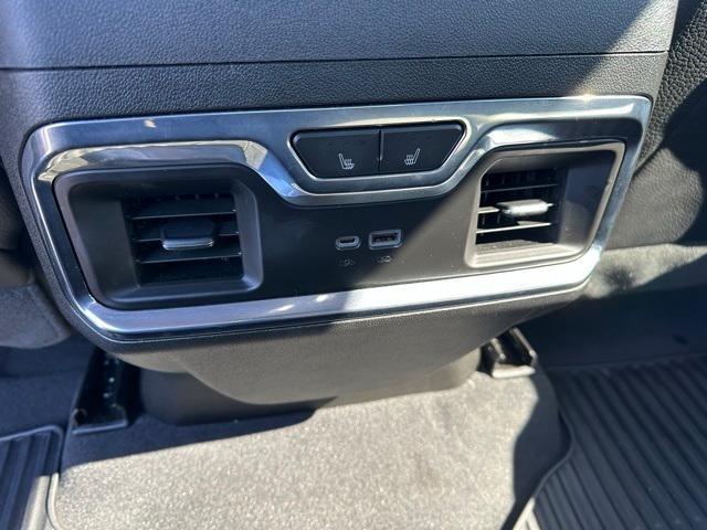 Photo of 2023 Onyx Black GMC Sierra 1500