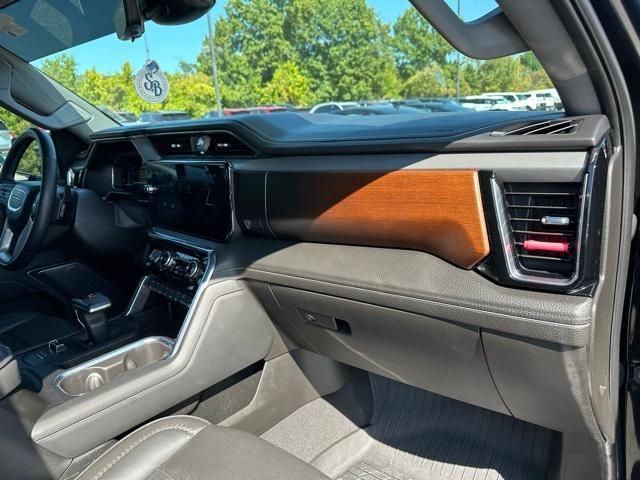 Photo of 2023 Onyx Black GMC Sierra 1500