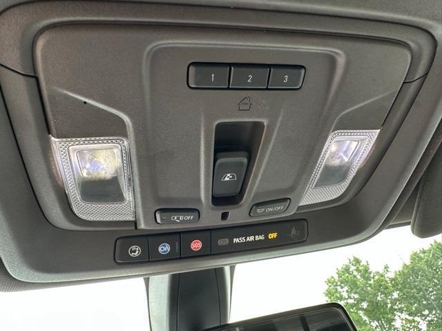 Photo of 2020 Summit White Chevrolet Silverado 1500