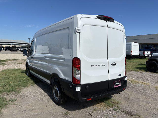 Photo of 2025 Oxford White Ford Transit-250