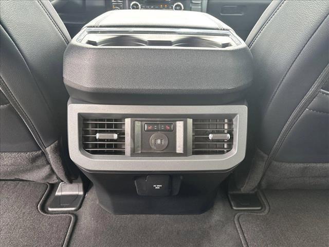 Photo of 2025 Agate Black Metallic Ford F-250