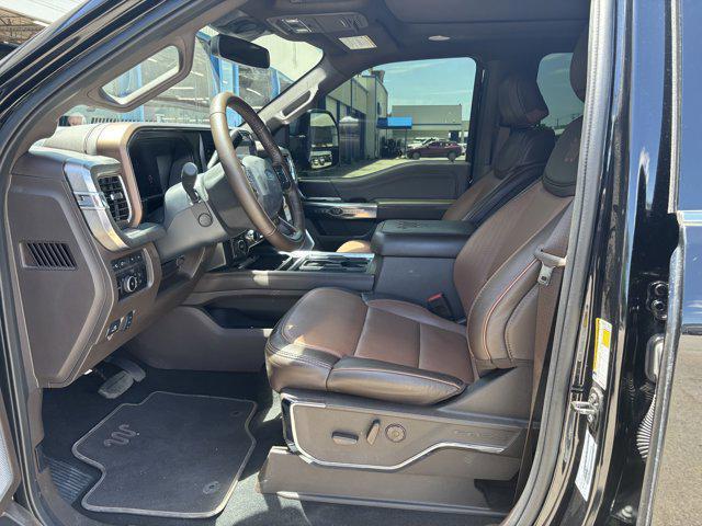 Photo of 2024 Agate Black Metallic Ford F-250