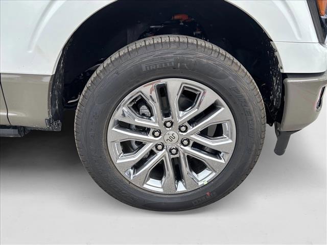 Photo of 2025 Star White Metallic Tri-Coat Ford F-150