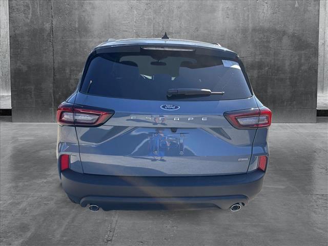 Photo of 2025 Vapor Blue Metallic Ford Escape