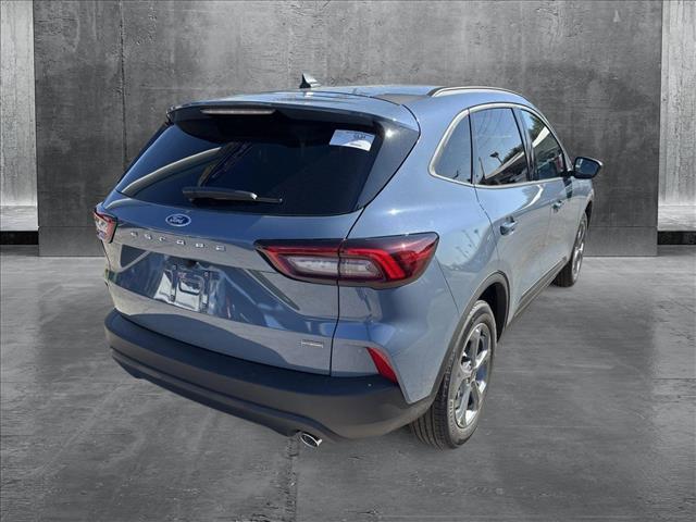 Photo of 2025 Vapor Blue Metallic Ford Escape