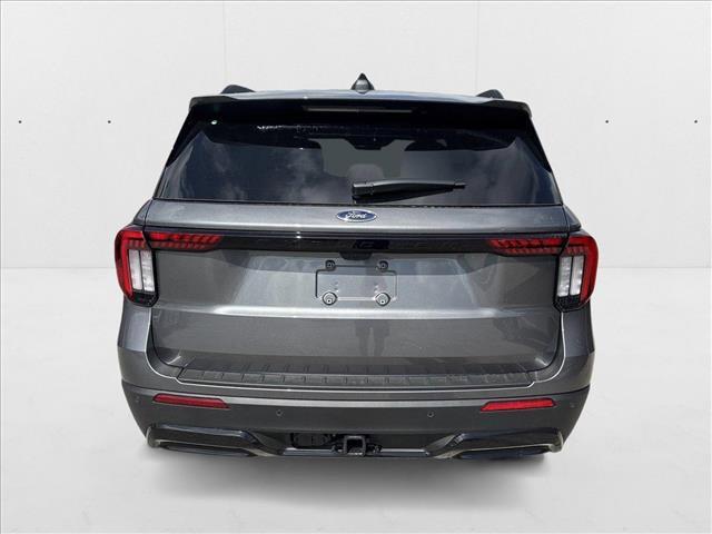 Photo of 2025 Carbonized Gray Metallic Ford Explorer