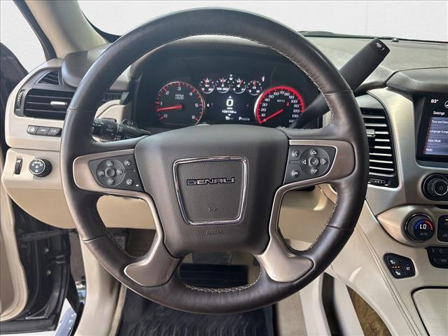 Photo of 2016 Onyx Black GMC Yukon