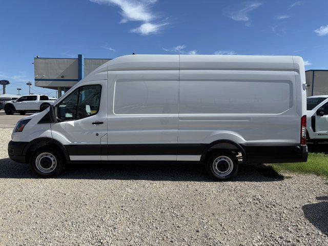 Photo of 2025 Oxford White Ford Transit-350