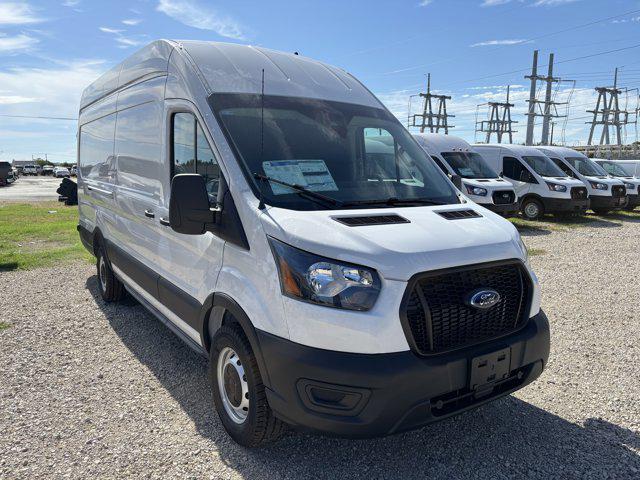 Photo of 2025 Oxford White Ford Transit-350