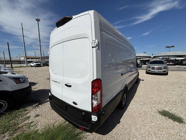Photo of 2025 Oxford White Ford Transit-350