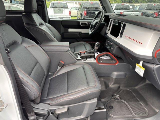Photo of 2025 Oxford White Ford Bronco