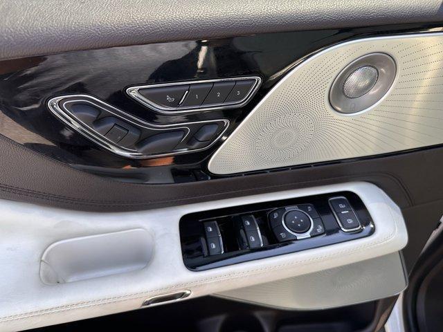 Photo of 2023 Pristine White Lincoln Aviator