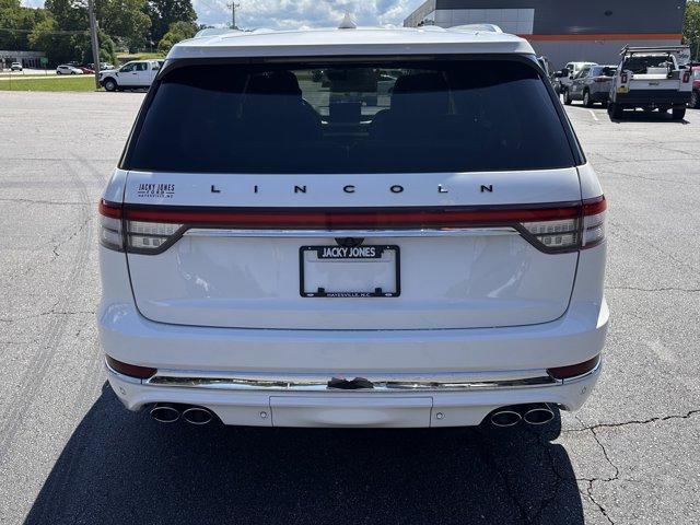 Photo of 2023 Pristine White Lincoln Aviator