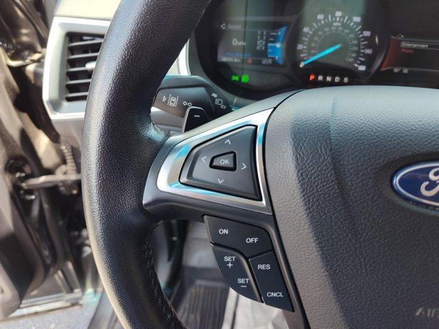 Photo of 2019 Magnetic Metallic Ford Edge