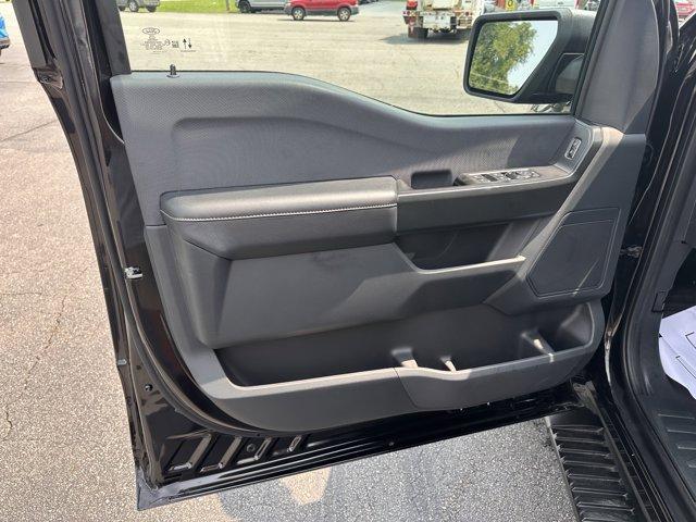 Photo of 2024 Agate Black Metallic Ford F-150