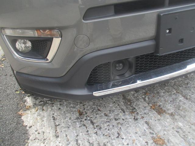 Photo of 2021 Gray Jeep Compass