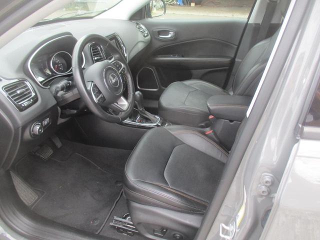 Photo of 2021 Gray Jeep Compass