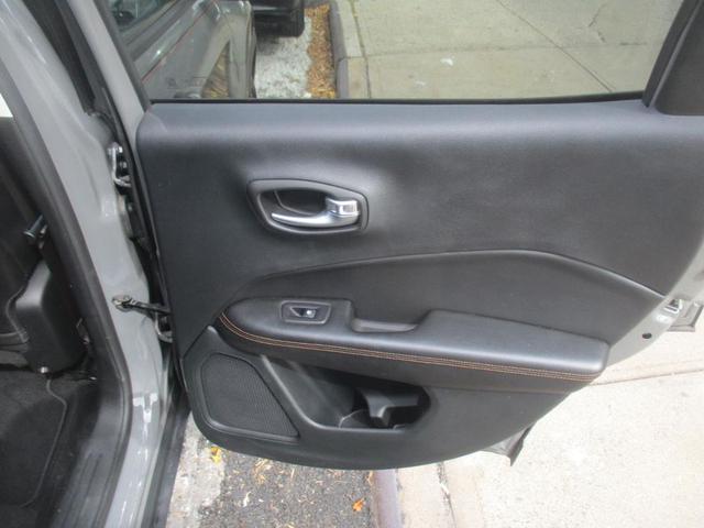 Photo of 2021 Gray Jeep Compass
