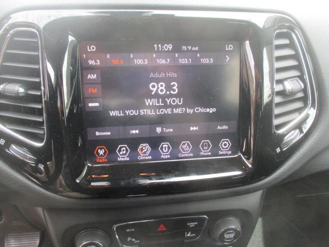 Photo of 2021 Gray Jeep Compass
