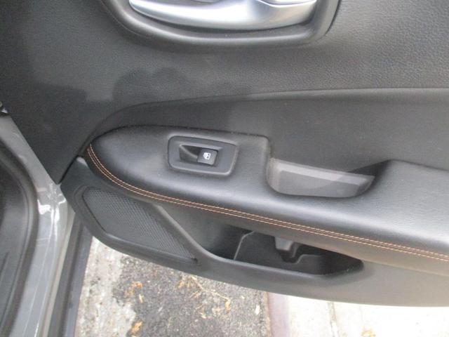 Photo of 2021 Gray Jeep Compass