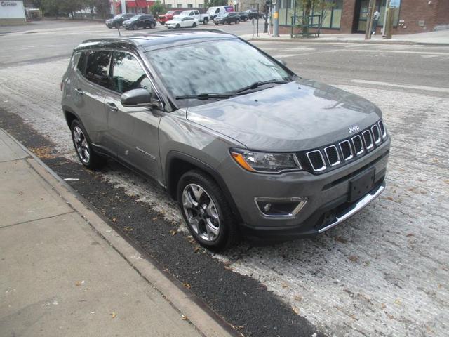Photo of 2021 Gray Jeep Compass