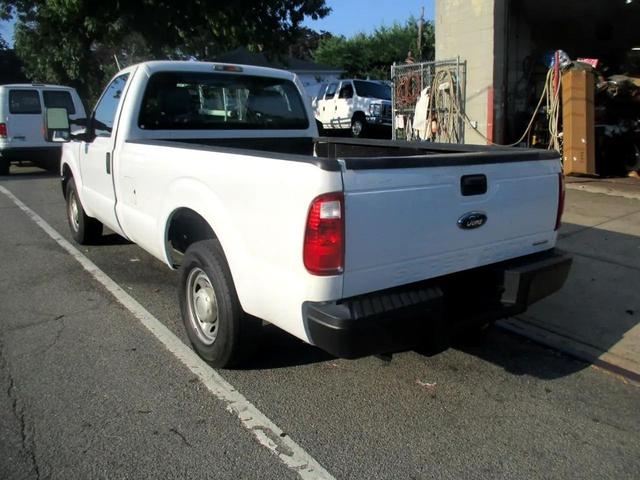 Photo of 2015 White Ford F-250